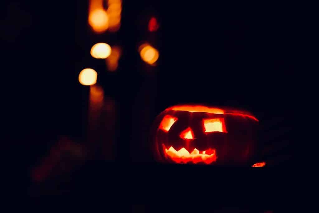 découvrez tout sur la citrouille : recettes délicieuses, idées de décoration pour halloween et bienfaits nutritionnels. plongez dans l'univers de cet emblème de l'automne et laissez-vous inspirer par ses multiples usages.