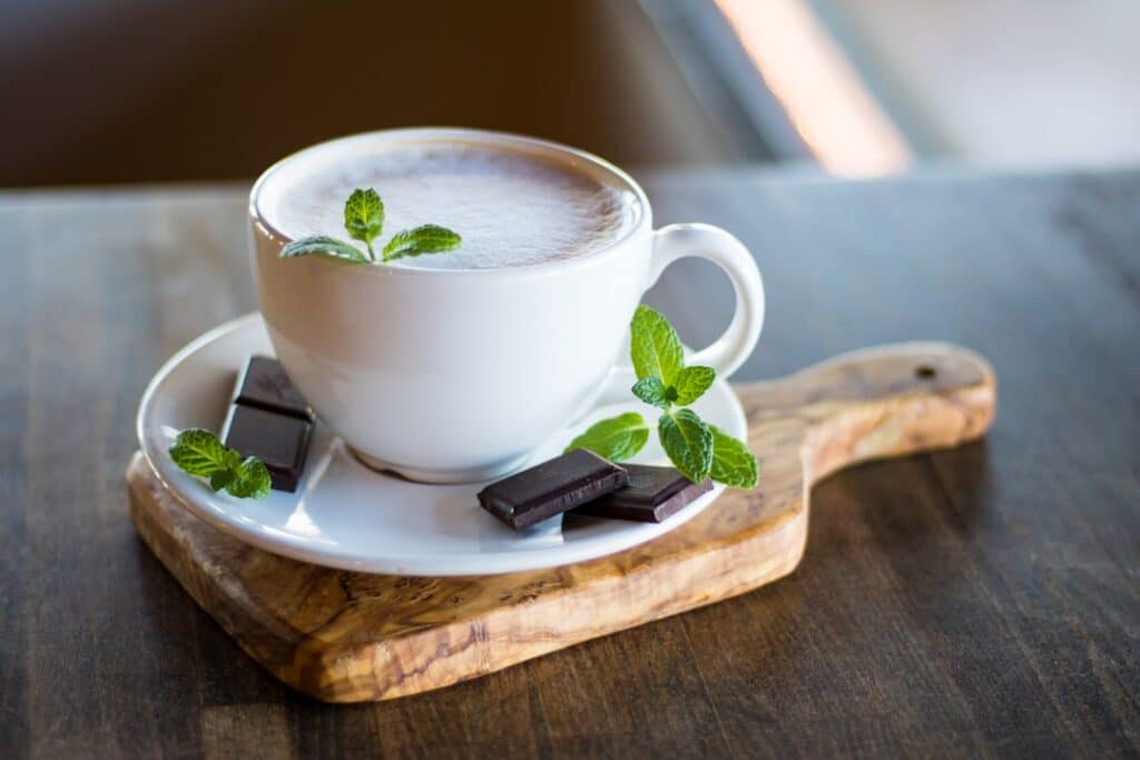 découvrez le monde rafraîchissant de la menthe ! explorez ses nombreuses variétés, ses bienfaits pour la santé et des idées recettes pour l'incorporer facilement dans votre quotidien.